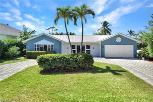 1550 Sandpiper St, Naples, FL 34102 - Photo 3