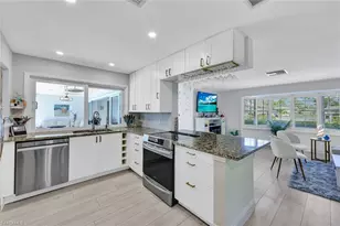 1550 Sandpiper St, Naples, FL 34102 - Photo 9