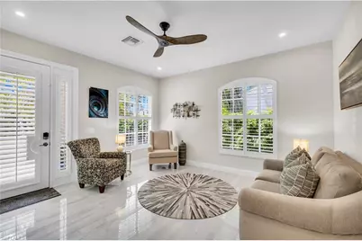 513 96th Ave N, Naples, FL 34108 - Photo 9