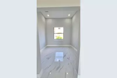 2911 22nd St SW, Lehigh Acres, FL 33976 - Photo 27