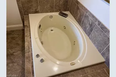 340 Horse Creek Dr #307, Naples, FL 34110 - Photo 25