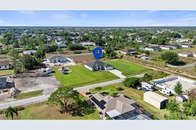 4017 7th St SW, Lehigh Acres, FL 33976 - Photo 7