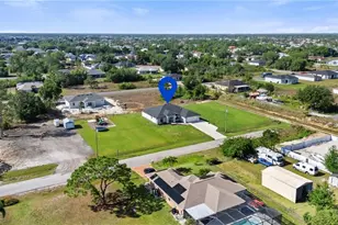 4017 7th St SW, Lehigh Acres, FL 33976 - Photo 7