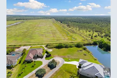 18613 Candletree Ct, Naples, FL 34114 - Photo 3