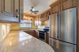 2900 Gulf Shore Blvd N, Naples, FL 34103 - Photo 7