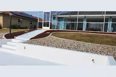 9 SE 15th Ave, Cape Coral, FL 33990 - Photo 13