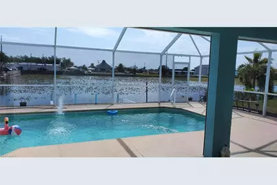 9 SE 15th Ave, Cape Coral, FL 33990 - Photo 15