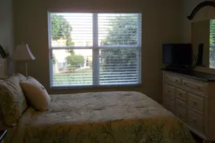 332 Bradstrom Cir, Naples, FL 34113 - Photo 15