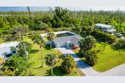 3582 Papaya St, Saint James City, FL 33956 - Photo 3