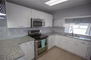 12071 Palm Dr, Fort Myers, FL 33908 - Photo 3