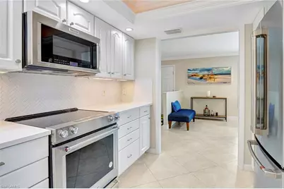 2880 Gulf Shore Blvd N #410, Naples, FL 34103 - Photo 17