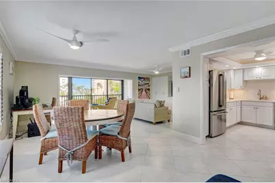 2880 Gulf Shore Blvd N #410, Naples, FL 34103 - Photo 15