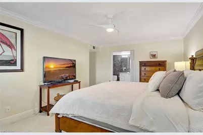 2880 Gulf Shore Blvd N #410, Naples, FL 34103 - Photo 27