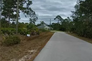 372 Nutmeg St, Lehigh Acres, FL 33972 - Photo 1