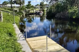 847 Hydrangea Dr, North Fort Myers, FL 33903 - Photo 21