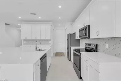 4259 Sonoma Oaks Cir, Naples, FL 34119 - Photo 9