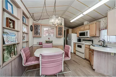 182 Caravan Cir, North Fort Myers, FL 33903 - Photo 7