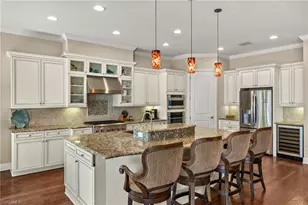 4829 Regal Dr, Bonita Springs, FL 34134 - Photo 9