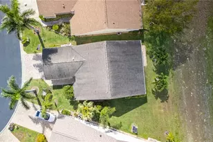 25178 Golf Lake Cir, Bonita Springs, FL 34135 - Photo 29