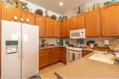 8681 Erice Ct, Naples, FL 34114 - Photo 11