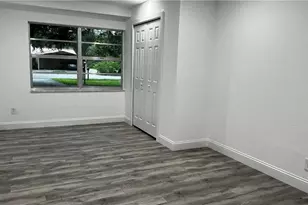 310 S Elm St, Labelle, FL 33935 - Photo 7