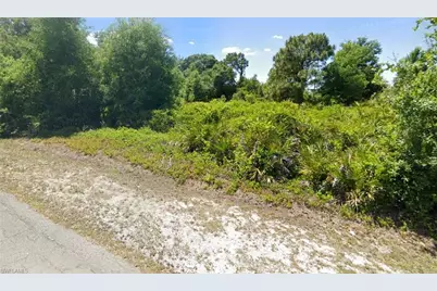 1417 Pine Ave, Lehigh Acres, FL 33972 - Photo 3