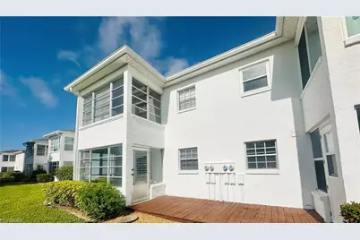 7019 Cedarhurst Dr #9B, Fort Myers, FL 33919 - Photo 3