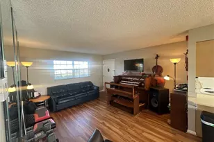 7019 Cedarhurst Dr, Fort Myers, FL 33919 - Photo 17