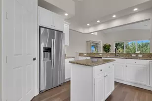 10540 Marino Pointe Drive, Miromar Lakes, FL 33913 - Photo 9