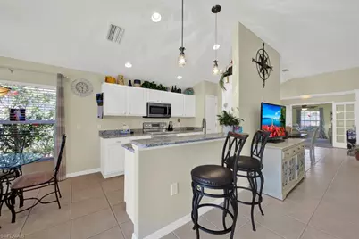 10020 Horse Creek Rd, Fort Myers, FL 33913 - Photo 7