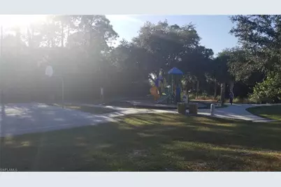 10047 Duquesne St, Port Charlotte, FL 33981 - Photo 23