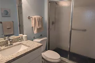 16100 Bay Pointe Blvd, North Fort Myers, FL 33917 - Photo 17