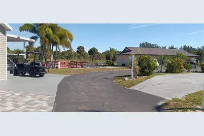 1159 Daniels Rd SE, Moore Haven, FL 33471 - Photo 3