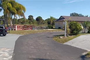 1159 Daniels Rd SE, Moore Haven, FL 33471 - Photo 3