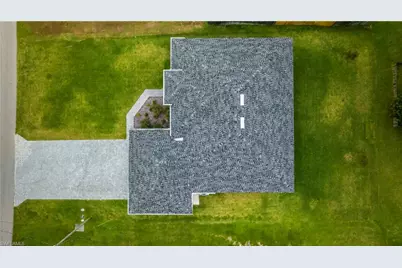 459 NE 2nd Pl, Cape Coral, FL 33909 - Photo 5