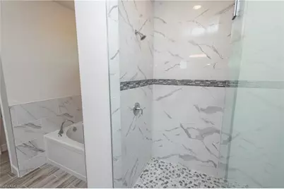 459 NE 2nd Pl, Cape Coral, FL 33909 - Photo 21