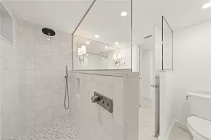 200 Periwinkle Way, Sanibel, FL 33957 - Photo 31