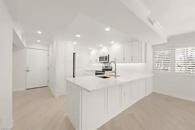 200 Periwinkle Way #111, Sanibel, FL 33957 - Photo 5