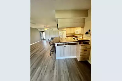 5765 Trailwinds Dr #115, Fort Myers, FL 33907 - Photo 1