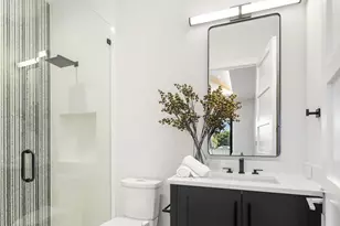 612 Binnacle Dr, Naples, FL 34103 - Photo 45