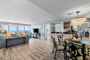 4001 Gulf Shore Blvd N, Naples, FL 34103 - Photo 9