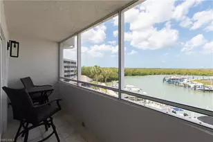 12945 Vanderbilt Dr, Naples, FL 34110 - Photo 27