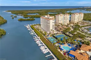 425 Dockside Dr, Naples, FL 34110 - Photo 41