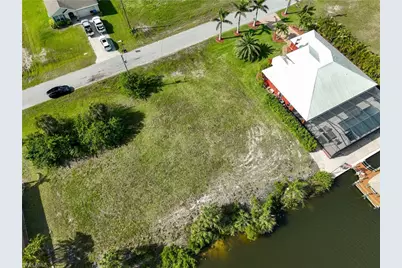 2905 NW 3rd Ter, Cape Coral, FL 33993 - Photo 7