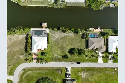 2905 NW 3rd Ter, Cape Coral, FL 33993 - Photo 5