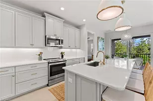 2620 Seychelles Cir, Naples, FL 34112 - Photo 7