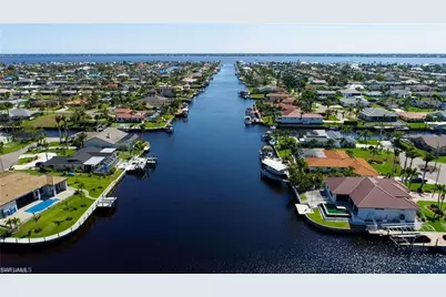 3708 SE 16th Pl, Cape Coral, FL 33904 - Photo 5