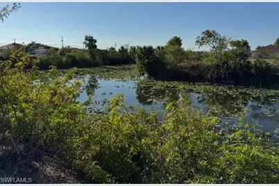 522 NE 15th Ter, Cape Coral, FL 33909 - Photo 5