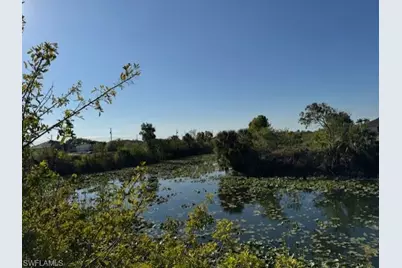 522 NE 15th Ter, Cape Coral, FL 33909 - Photo 7