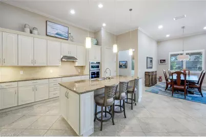 9282 Quarry Dr, Naples, FL 34120 - Photo 11